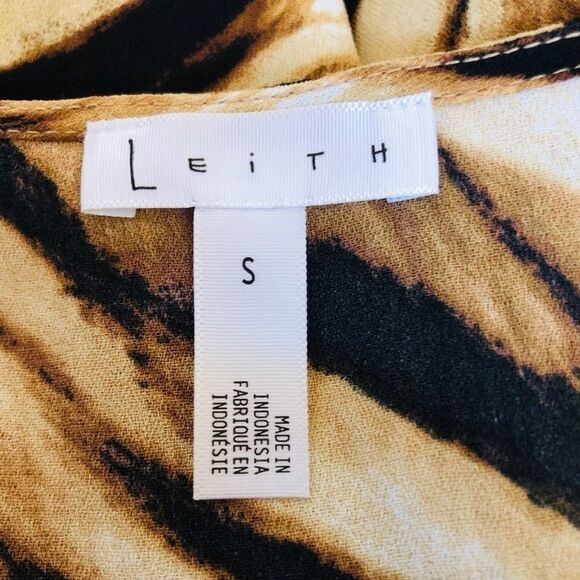 Leith Animal Print V- Neck Dress, Size Small - Picture 6 of 6